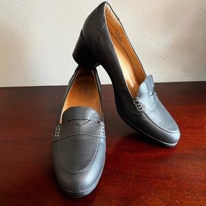 Naturalizer Block Heel Loafer, Dark Gray, Size 11W